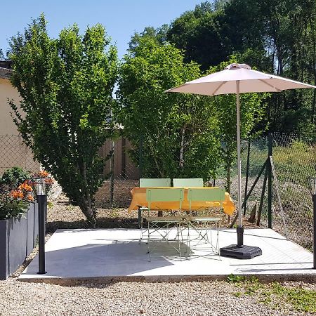 Agreable Petite Maison Proche Joigny Chamvres Eksteriør bilde