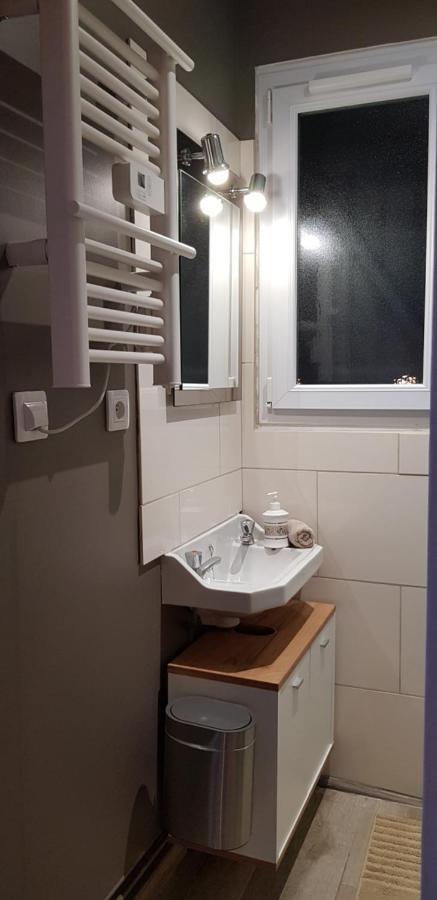 Agreable Petite Maison Proche Joigny Chamvres Eksteriør bilde